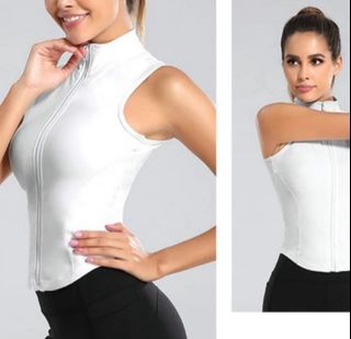 (Category: ) located in . Submitted by barbara.wardrobe (Listing ID 1378699077, Image 1). Description: .