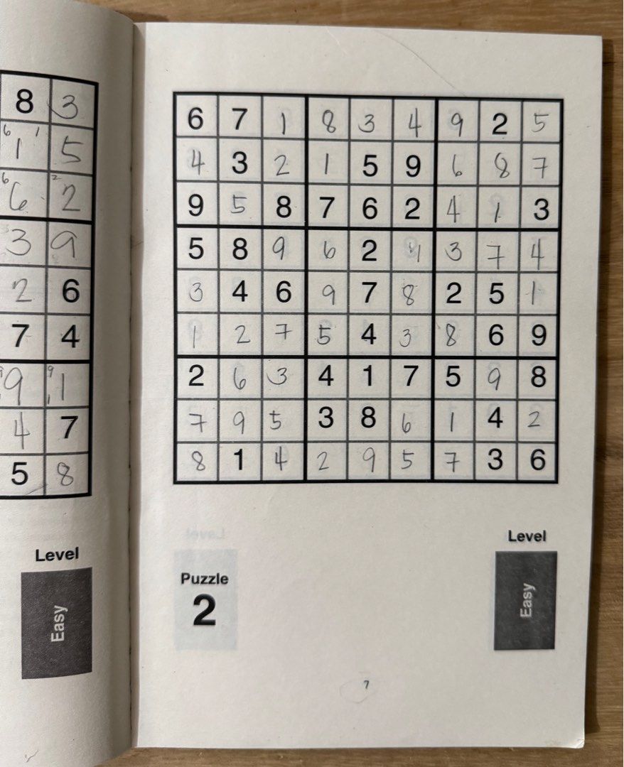Sudoku Puzzle (Category: Board Games & Puzzles) located in San Pedro. Submitted by pageturner19 (Listing ID 1378622804, Image 3). Description: Free with any purchase worth 150 pesos First few pages with answers.