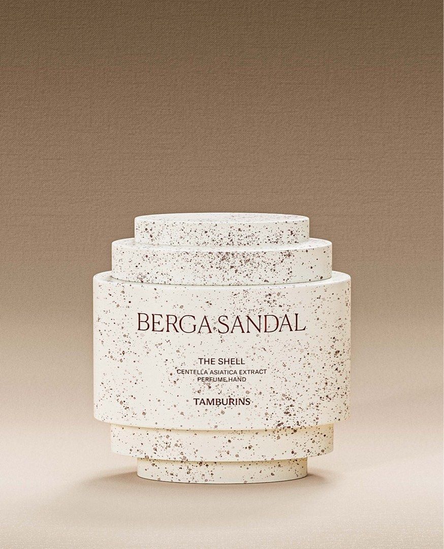 由 jessicalamm (刊登 ID 1378607244，圖片 1) 提交，位於 台北市 (Taipei) 的 TAMBURINS 護手霜 BERGA SANDAL HAND BALM (類別：身體護理)，說明：購於韓國 未開封。