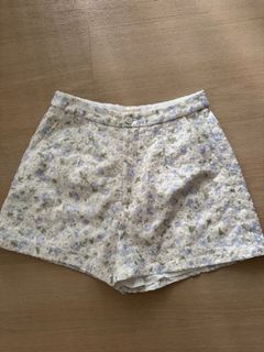 (Category: ) located in . Submitted by minimom (Listing ID 1378612865, Image 1). Description: .
