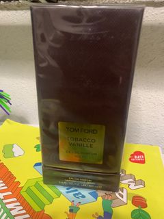 (Category: ) located in . Submitted by sellsperfumes.sg (Listing ID 1378656979, Image 1). Description: .