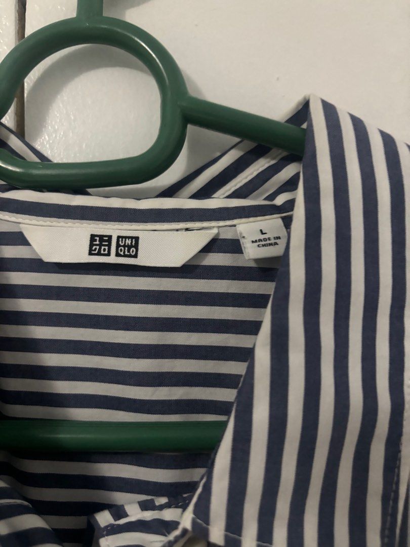 Uniqlo Oversized Polo Top (Category: Shirts) located in Quezon City. Submitted by caughtdistilled (Listing ID 1378538163, Image 2). Description: Fits Women’s Large PM if Interested.