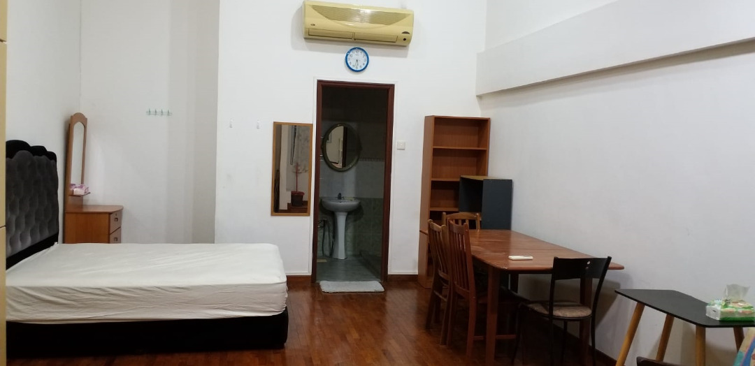 (Category: ) located in . Submitted by liff-88 (Listing ID 1378679219, Image 1). Description: .