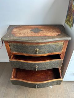 (Category: ) located in . Submitted by injoyart (Listing ID 1378539966, Image 1). Description: .