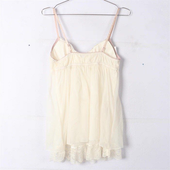 vintage y2k cream lace babydoll cami (Category: Sleeveless) located in Singapore. Submitted by tbhidkwhatsthis (Listing ID 1378625370, Image 2). Description: preorder ! ptp 35-38cm length 56cm.