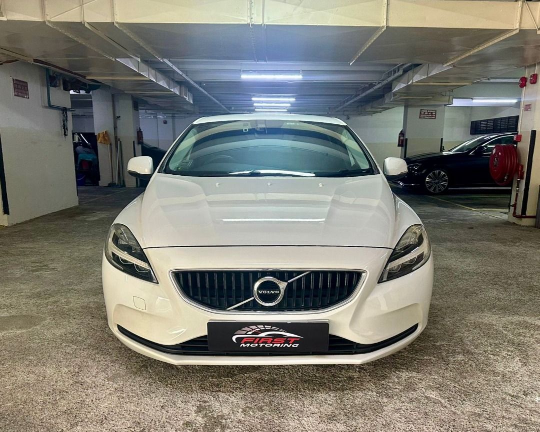 Volvo V40 T2 (Category: Used Cars) located in Singapore. Submitted by firstmotoring88 (Listing ID 1378633182, Image 2). Description: Vehicle Features Powerful 1.5L 4 cylinder inline 16 valve turbocharged engine, 6 speed auto geartronic transmission producing 120bhp and 220nm. Accessories Electric memory seat, front and rear dash camera keyless entry/start/stop, factory fitted audio system. Description Pristine condition! 100% financing at an amaz