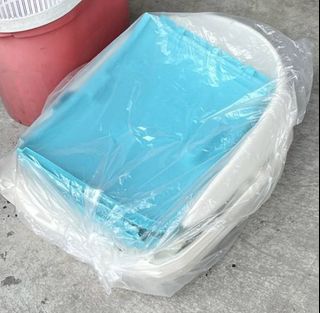由 q09876213233712 (刊登 ID 1378779001，圖片 1) 提交，位於 的 (類別：)，說明：。