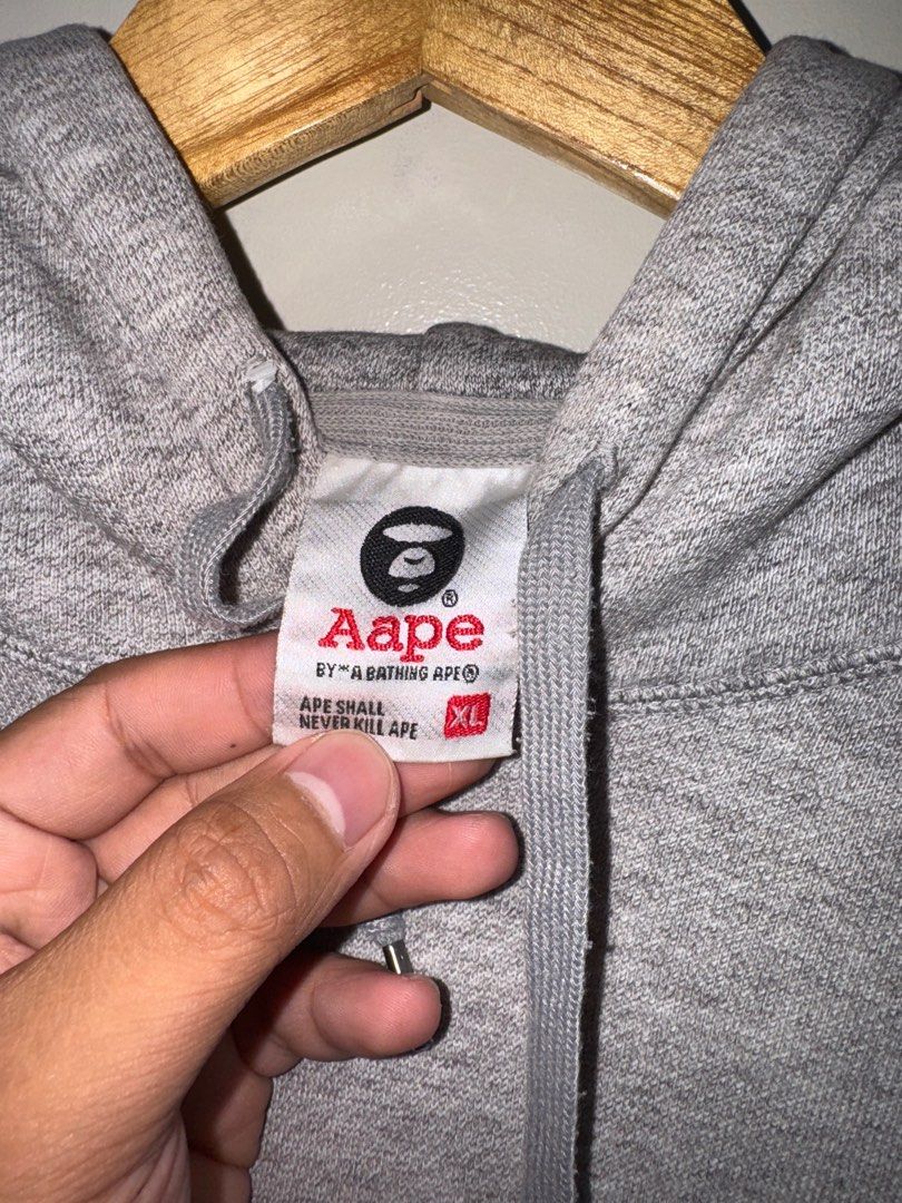 Aape (Category: Coats, Jackets and Outerwear) located in Bacolod City. Submitted by darweenj (Listing ID 1378813409, Image 3). Description: Faded washtag.