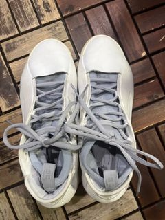 (Category: ) located in . Submitted by quick_sneakers (Listing ID 1378890553, Image 1). Description: .