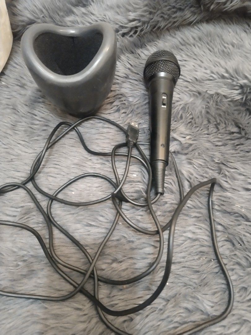 Affordable Japan USB mic 😍👌 (Category: Microphones) located in Malolos. Submitted by afford.japan (Listing ID 1378917076, Image 1). Description: Affordable Japan USB mic 😍👌.