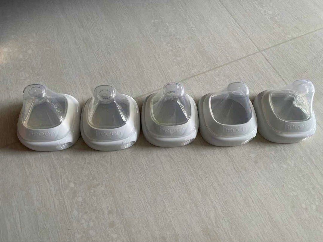 (All for $15) Hegen bottle collar and cover set x5 (Category: Breastfeeding & Bottle Feeding) located in Singapore. Submitted by 101pepero (Listing ID 1378796520, Image 1). Description: 5 sets all for $15 + Free tracked letterbox mail..
