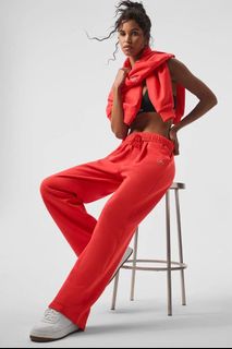 (Category: ) located in . Submitted by jean_closet (Listing ID 1378824424, Image 1). Description: .