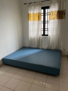 (Category: ) located in . Submitted by aimankamal27 (Listing ID 1378867822, Image 1). Description: .