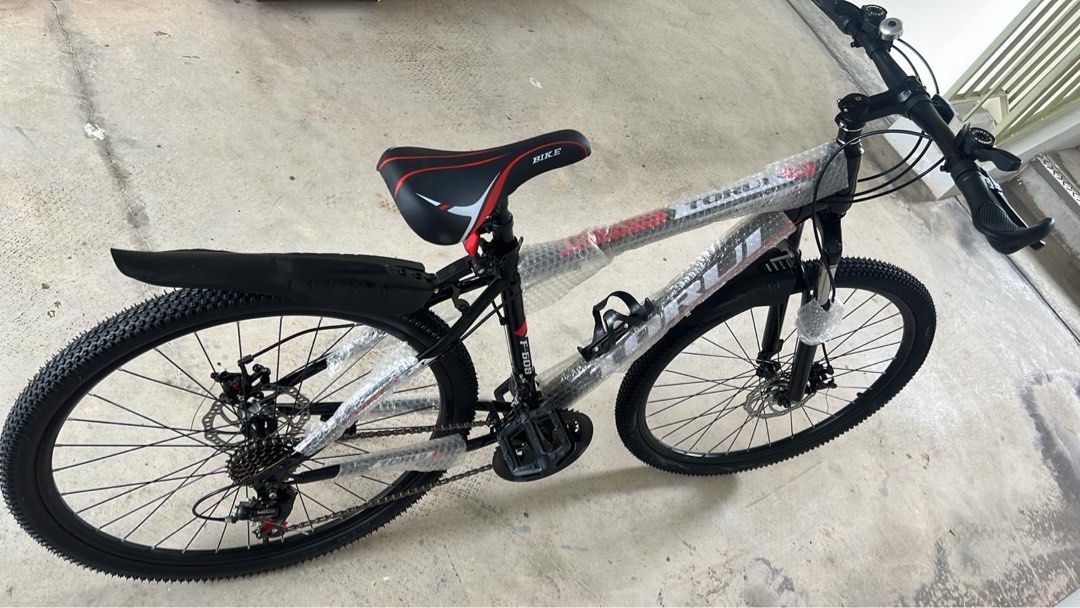 Bicycle (Category: Bicycles) located in Singapore. Submitted by sof12 (Listing ID 1378834243, Image 2). Description: 26 inch.