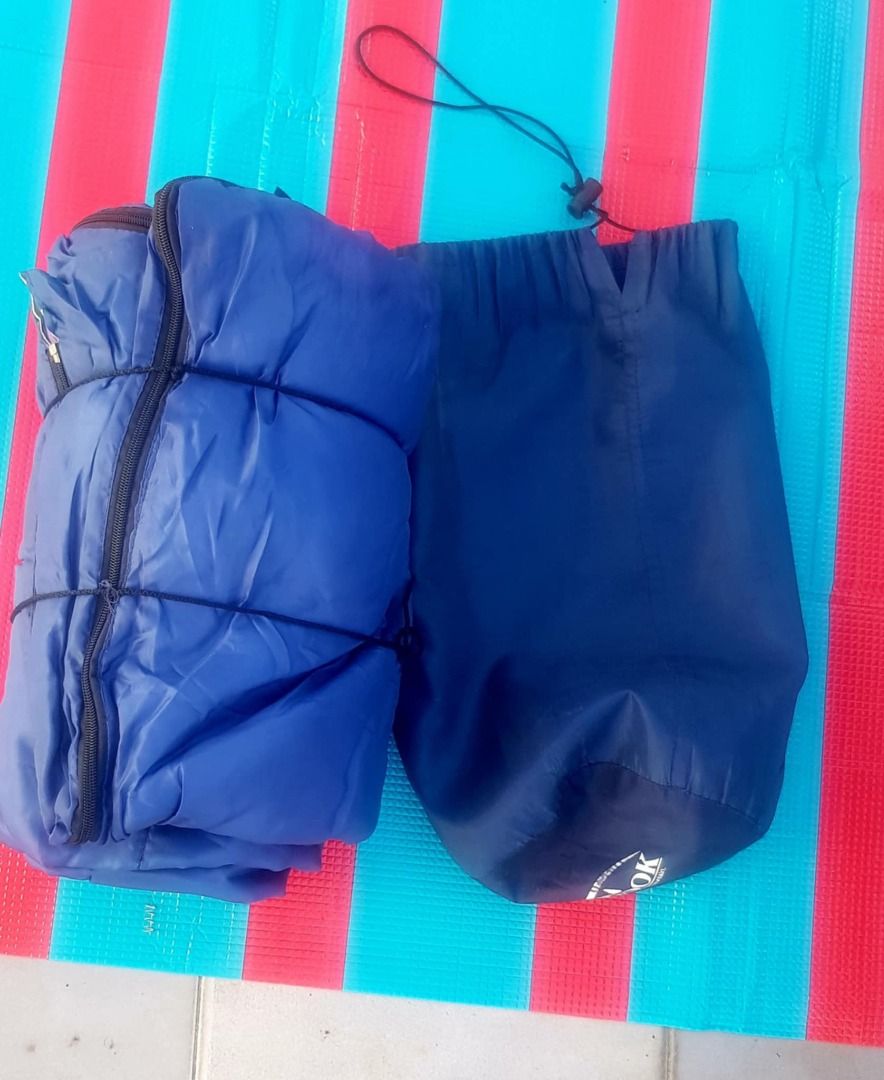 BUDOK camping sleeping bag not coleman (Category: Hiking & Camping) located in Quezon City. Submitted by georgefrancis88 (Listing ID 1378797564, Image 1). Description: bundok sleeping bag lightly used 70x 190 cm thick material clean complete with carry bag and japanese letters :) QC commonwealth pick up or lalamove.