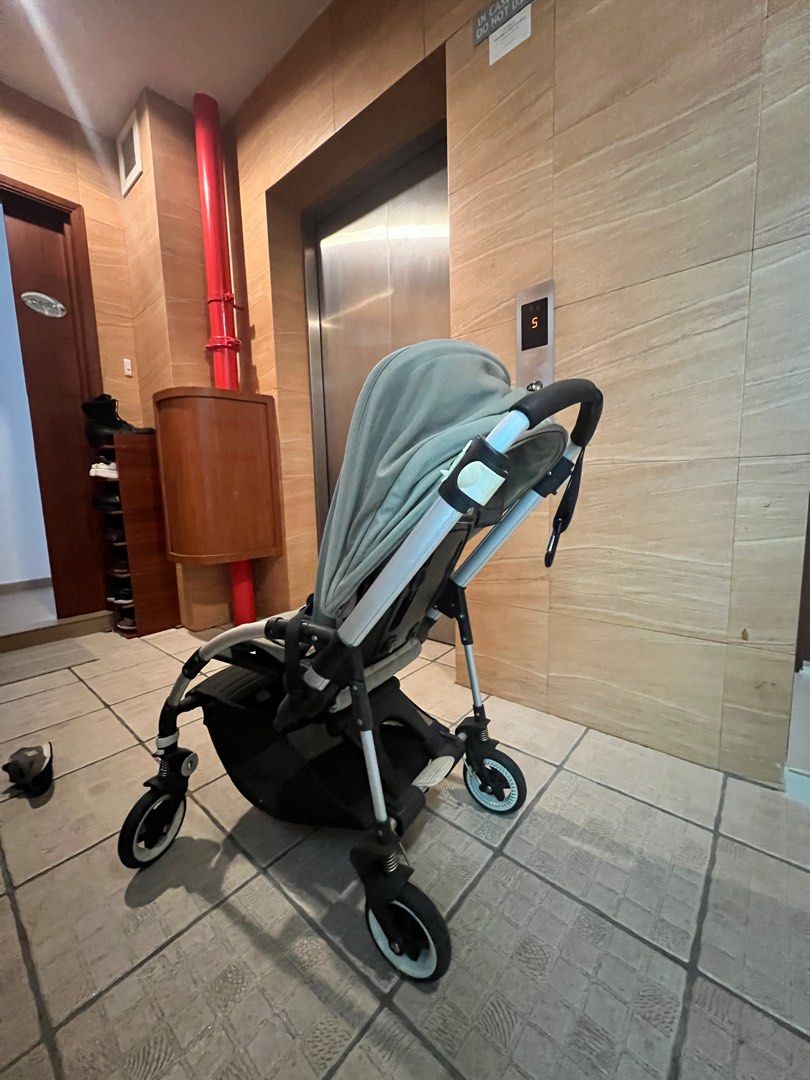 (3 in 1) Bugaboo Bee 3 Stroller + Seat Cover + Comfort Wheeled Board (Category: Strollers) located in Singapore. Submitted by jxywk (Listing ID 1378817475, Image 3). Description: 1) Bugaboo Bee 3 stroller in great condition, with a comfort wheeled board. The stroller is easy to maneuver and folds compactly. 2) Also comes with original bugaboo seat cover, so you can easily remove and wash if your baby/kid dirties the stroller (it does happen…haha)
