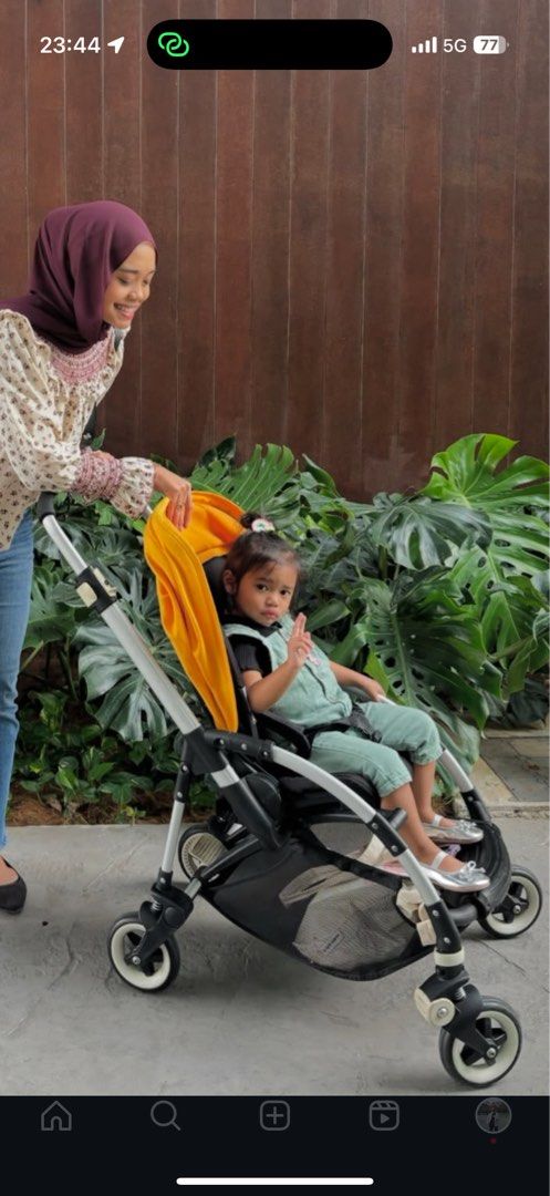 Bugaboo Bee Plus (Category: Strollers) located in Shah Alam. Submitted by cahashim (Listing ID 1378893384, Image 3). Description: Yellow canopy, well used with fair scratches but still works perfectly well!! Nego til letgo, the smoothest stroller ever. Will miss this stroller a lot, full of memories. Hope new owner can take care of it for the next 5/6 years! .