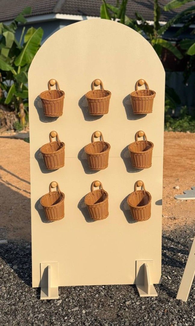 Candy wall (Category: Outdoor Furniture) located in Kapar. Submitted by syazwana__ (Listing ID 1378763439, Image 3). Description: candy wall sewa dan jual saiz 3x6feet free meja design candy rm200 untuk sewa rm600 untuk jual area semenanjung malaysia berminat boleh roger en.hakim 01123132025.