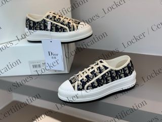 (Category: ) located in . Submitted by shoes_locker (Listing ID 1375933549, Image 1). Description: .