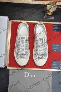 (Category: ) located in . Submitted by shoes_locker (Listing ID 1375923810, Image 1). Description: .