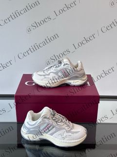 (Category: ) located in . Submitted by shoes_locker (Listing ID 1377722141, Image 1). Description: .