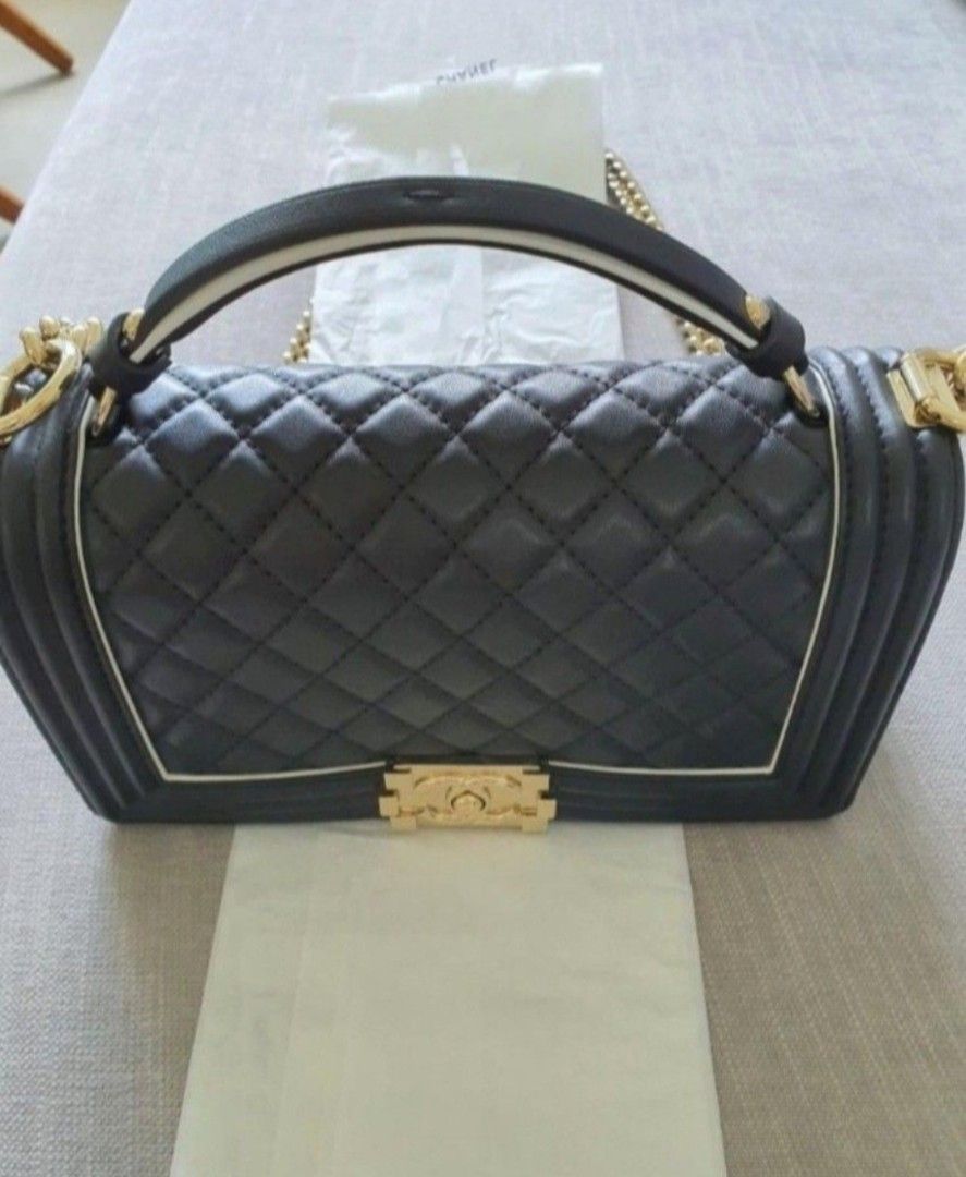 Chanel Boy Shoulder Bag (Category: Bags & Wallets) located in Singapore. Submitted by finally22 (Listing ID 1378803216, Image 1). Description: Like new.