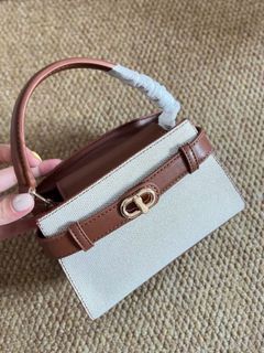 (分類:)位於 。 由 selfloveshopping.hk 提交(商品編號 1378835769,圖片 1)。簡介: 。