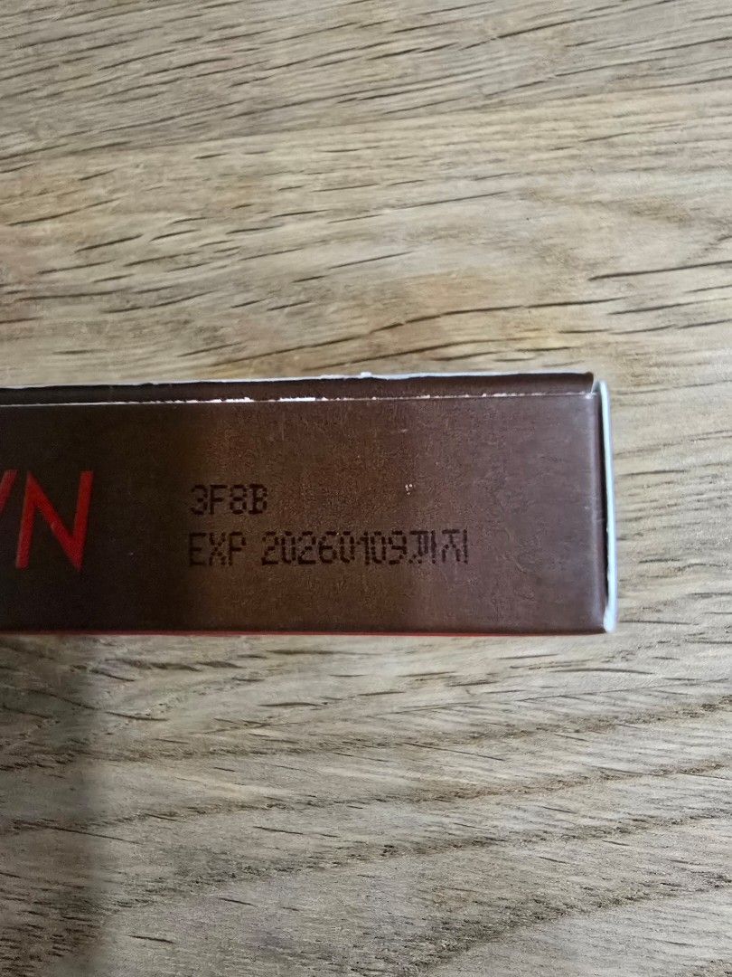 由 vivianliaomm (刊登 ID 1378808066，圖片 3) 提交，位於 台北市 (Taipei) 的 全新Clio防水超激細濃烈眼線液 03可可棕 (類別：眼部彩妝、保養)，說明：2026.01.09 不換物 可賣×便。