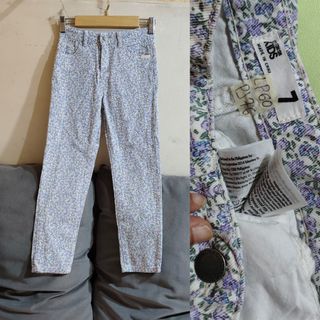 (Kategori: ) berada di . Dikirim oleh selinestudio_ (ID iklan 1378754799, Gambar 1). Deskripsi: .