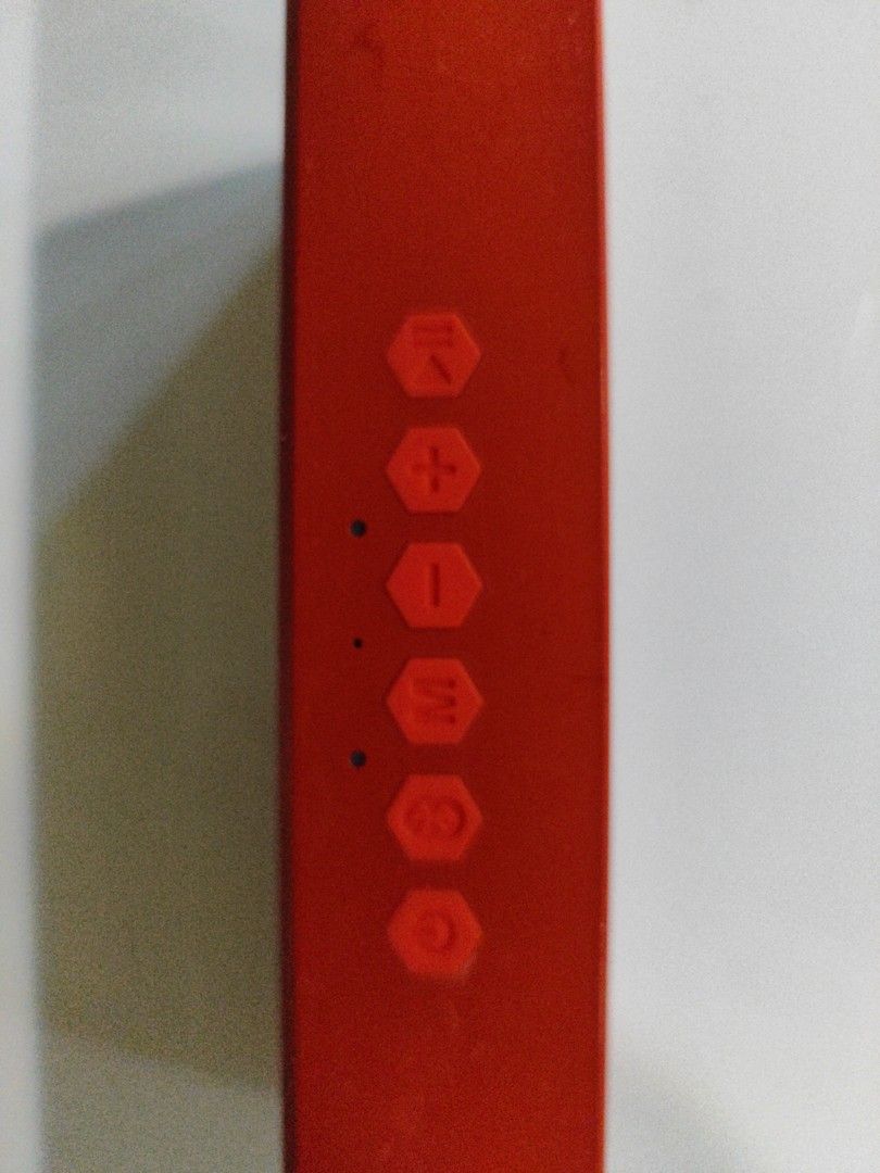 Creative Bluetooth Speaker507951292435015681