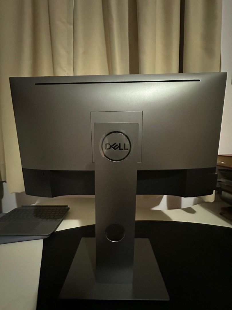 Dell Monitor - Excellent Condition (Category: Monitor Screens) located in Singapore. Submitted by farhan.o (Listing ID 1378726502, Image 3). Description: Dell U2417H UltraSharp 24” Monitor (Full HD) Dell monitor in great condition. The screen is clear and the stand is sturdy. Perfect for work or gaming. Includes power cable. No visible scratches or damage. Ready for immediate pickup. ✅ Key Specs: • Full HD (1920 x 1080) resolution • IPS panel wit