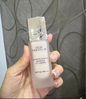 Dior Prestige Light in White le Protecteur UV Mineral BB SPF