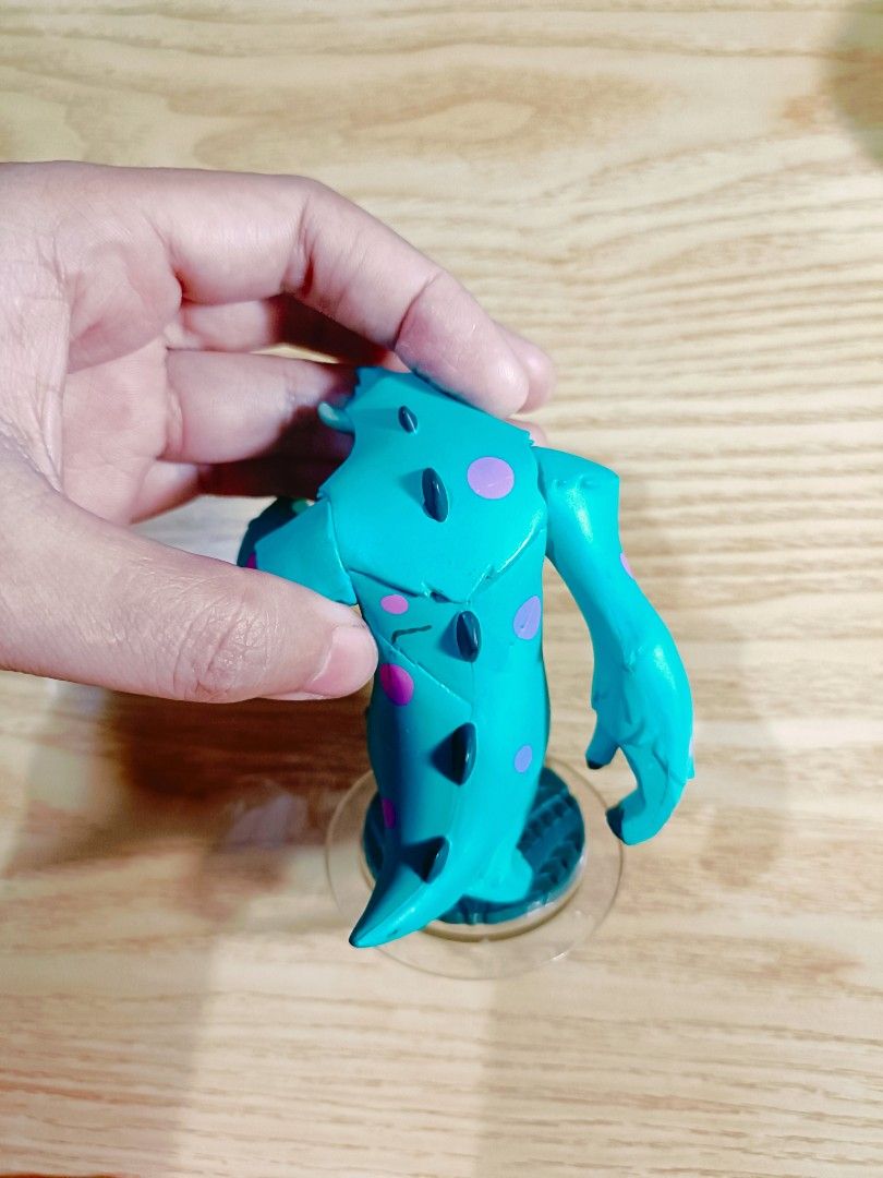 Disney Infinity Figure Monsters Inc. Sulley (Category: Figurines & Statues) located in Naga. Submitted by emma.finds (Listing ID 1378780547, Image 3). Description: * From Japan Surplus * has a marker line stain - ( see last photo) * few scratches * price negotiable.
