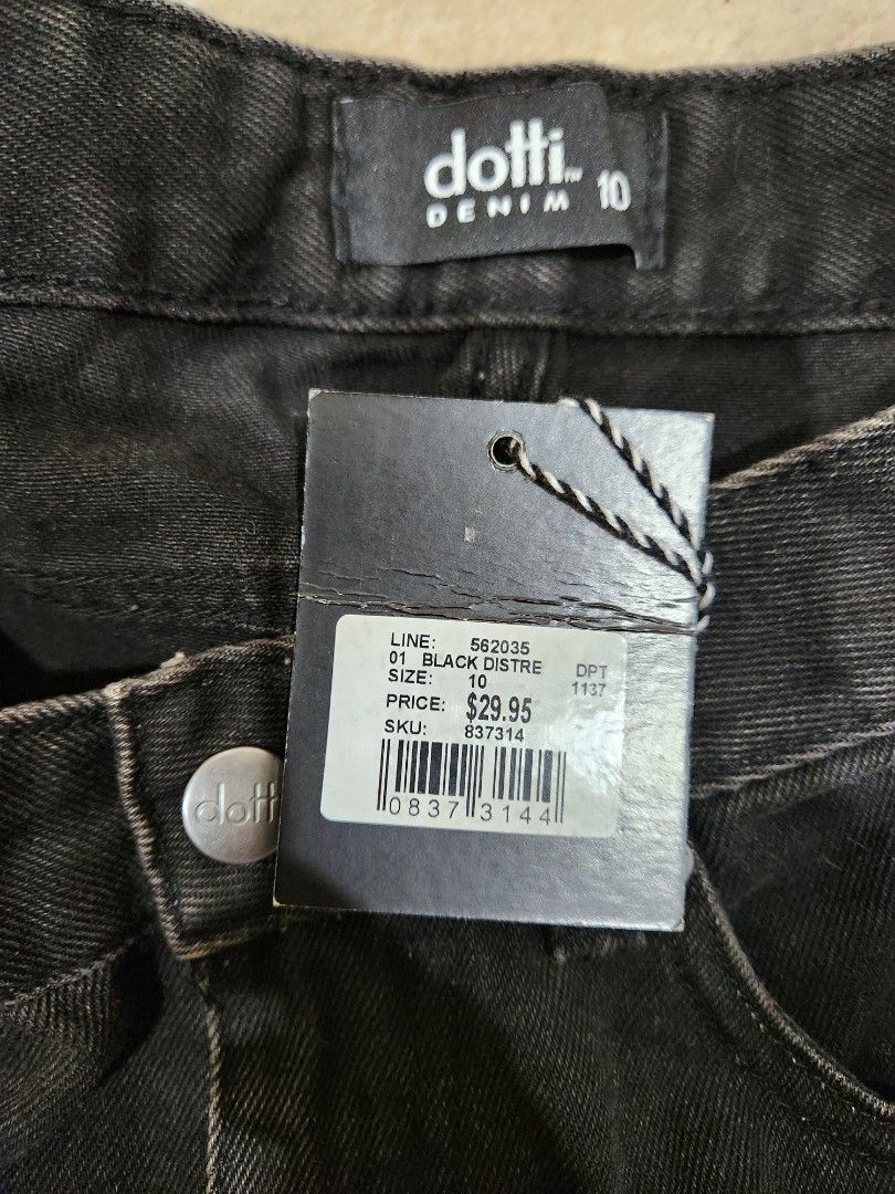 Dotti distressed black denim shorts (Category: Women's Clothes) located in Castle Hill. Submitted by iamjoo (Listing ID 1378885849, Image 3). Description: Black distressed denim shorts from Dotti Size 10 RRP: $29.95 New with tags $10 postage or Castle hill pickup.
