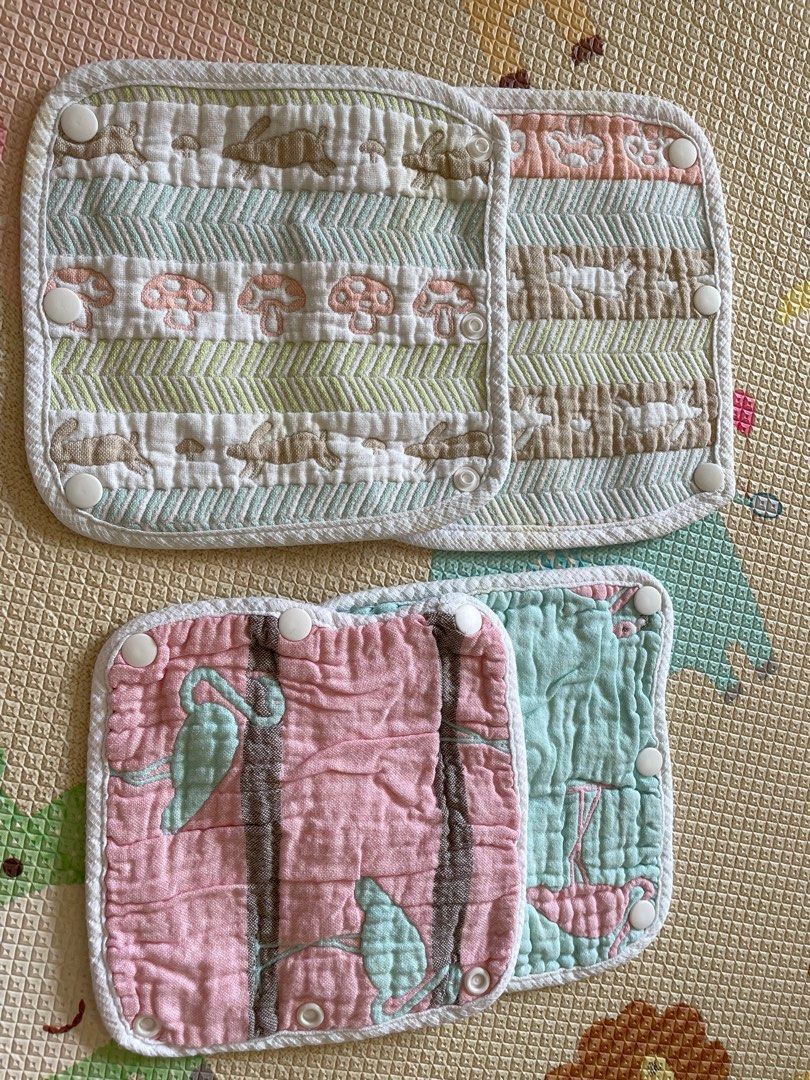 Drool pad for baby carrier (Category: Babies & Kids Fashion) located in Singapore. Submitted by declutteringtoday (Listing ID 1378751771, Image 1). Description: Set of 8 adorable baby drool pad. Features various cute patterns and designs. Made of soft, absorbent material. Perfect for keeping your little one clean and comfortable. Pick up from Mount Sinai near Clementi.