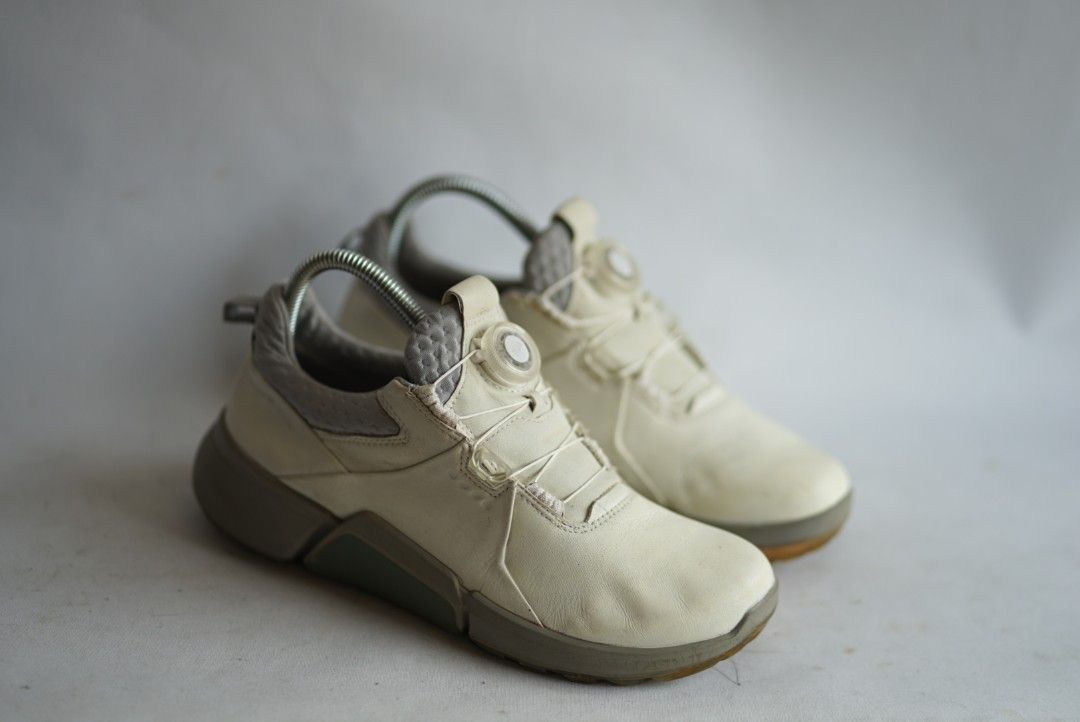ECCO BIOM H4 GOTEREX HYBRID SHOES