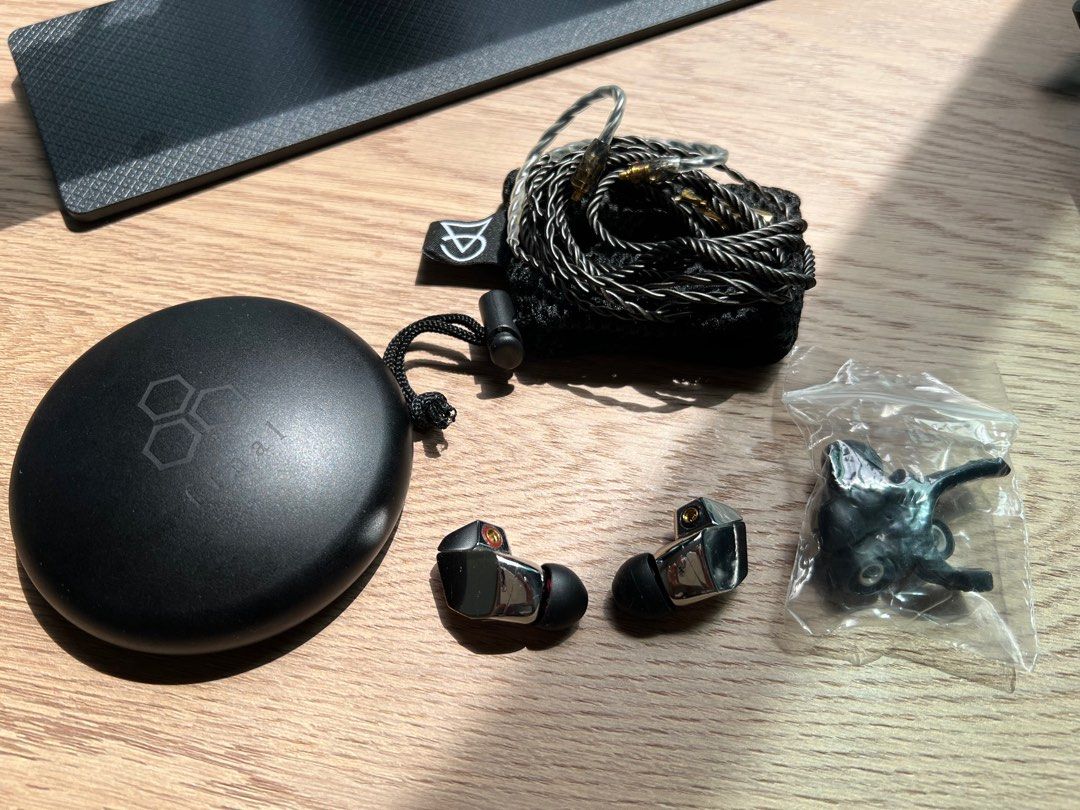 Final Audio A8000 IEM (Category: Earphones) located in Singapore. Submitted by wintercoming (Listing ID 1378783484, Image 2). Description: Comes with everything in the 2nd pic-original metal case/tips, campfire IEM protective pouch, and 4.4mm Campfire super Smokey litz cable. One of the most transparent and delicate sounding iem with unmatched clarity. Mint condition, with some usage marks which is unavoidable for the shiny finishing. Selling due