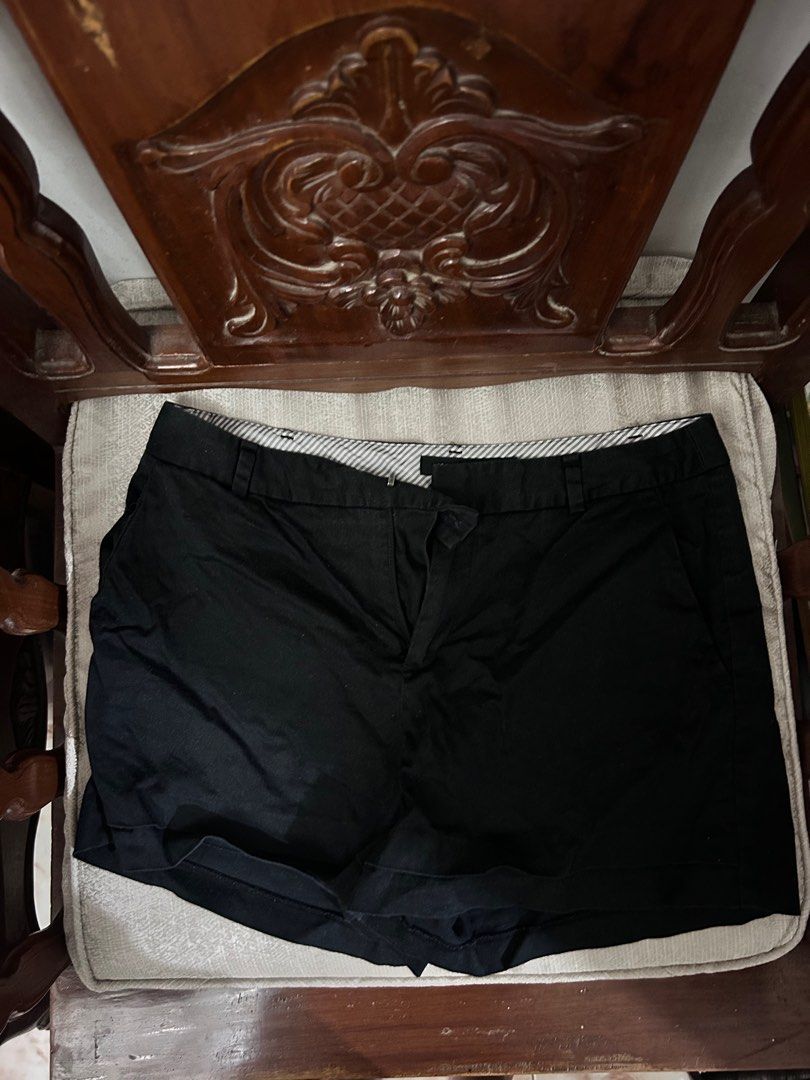 G2000 women shorts (Category: Shorts) located in Cavite. Submitted by elledecluttersss (Listing ID 1378909755, Image 2). Description: 30 on medida Gacsh paymnet only.
