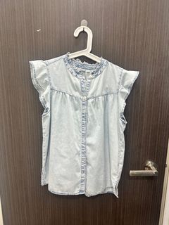 (Category: ) located in . Submitted by shopaholicvee (Listing ID 1378836324, Image 1). Description: .
