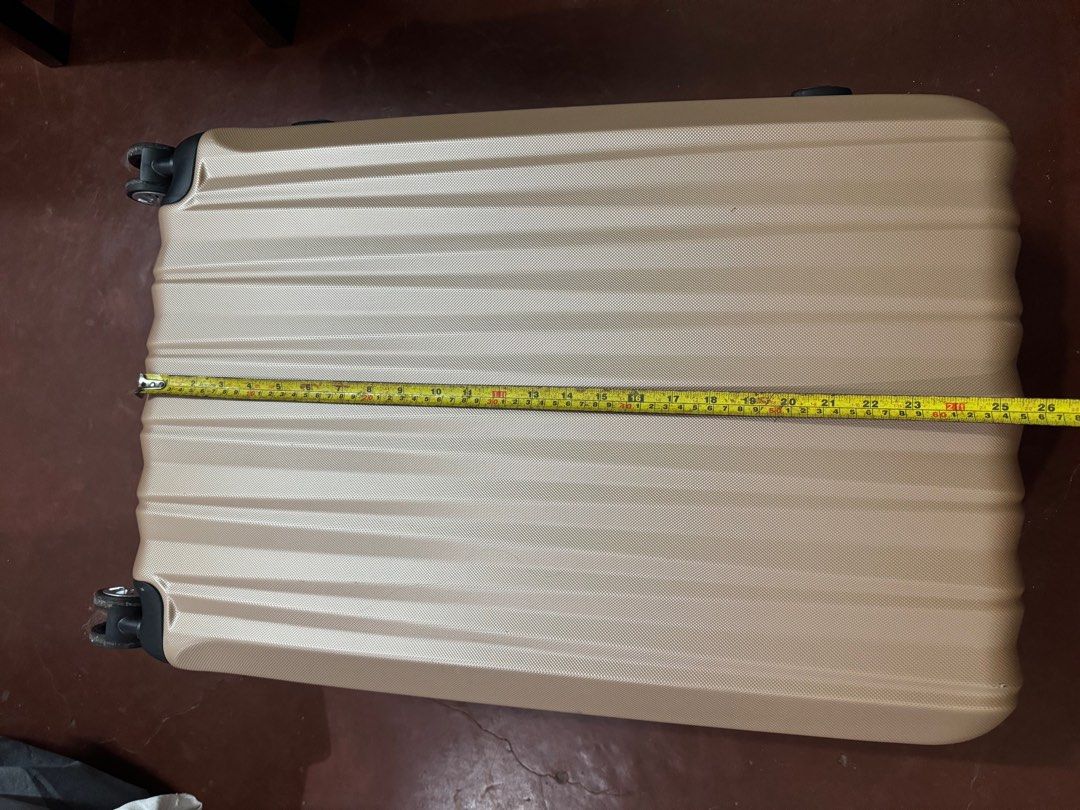 Gold Luggage Large Japan quality (Category: Luggage) located in Quezon City. Submitted by jklretail (Listing ID 1378861269, Image 1). Description: Used once. Ginamit lang pang uwi ng over baggage items from Japan Large size Length 65cm Height 26cm Width 44cm.