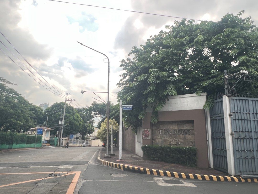 Greenmeadows VACANT LOT (Category: Lot) located in Taguig. Submitted by brokerhanstaneo_09178038728 (Listing ID 1378735218, Image 2). Description: Greenmeadows Vacant Lot Lot size: 862 sqm Not perimter .