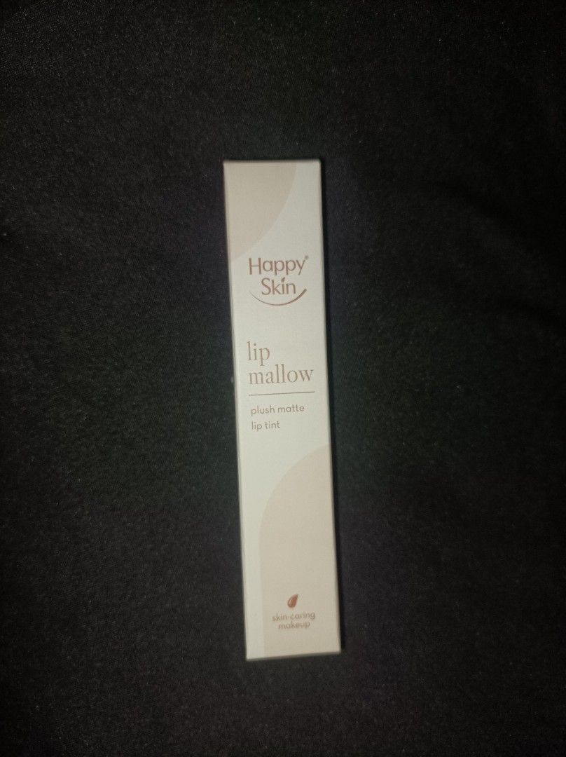 Happy Skin Lip Mallow Cinnamon (Category: Face Care) located in Rodriguez. Submitted by tiktilaook0.2 (Listing ID 1378846226, Image 1). Description: FULL SIZE BNEW, UNUSED W/BOX DI PA NABUKSAN🙂‍↔️ +SF NO RUSH SHIPPING PO.