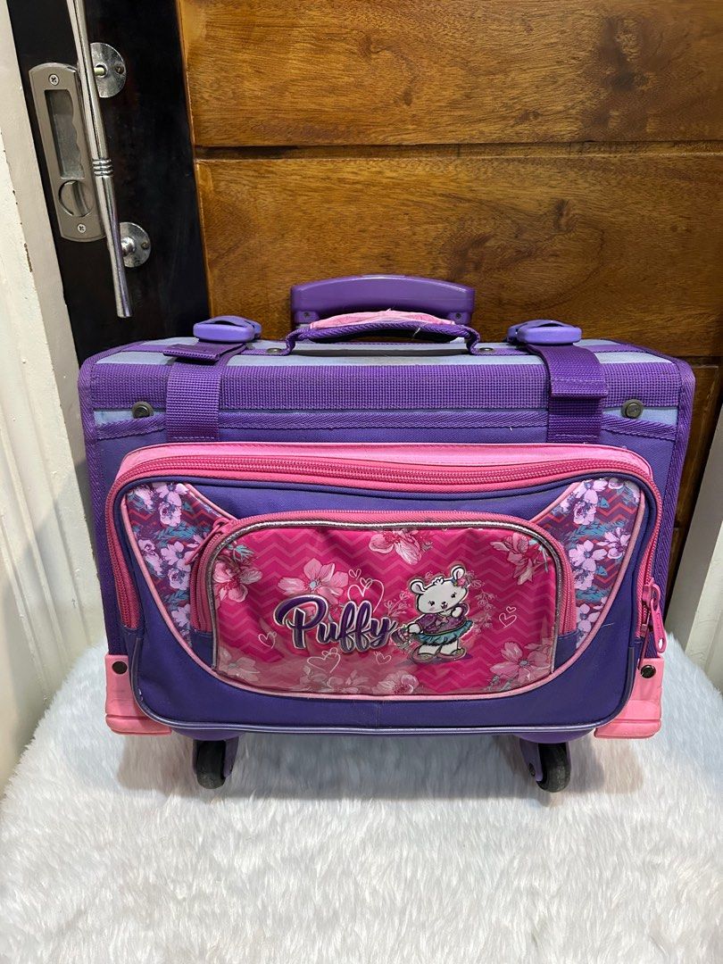 Hawk Large school stroller bag (Category: Strollers) located in Manila. Submitted by sofyzticada (Listing ID 1378834922, Image 1). Description: 100% Original. 48 hours reservation only. Payment first policy. MOP: Gcash or Bank transfer MOD: Lalamove or Flash express.