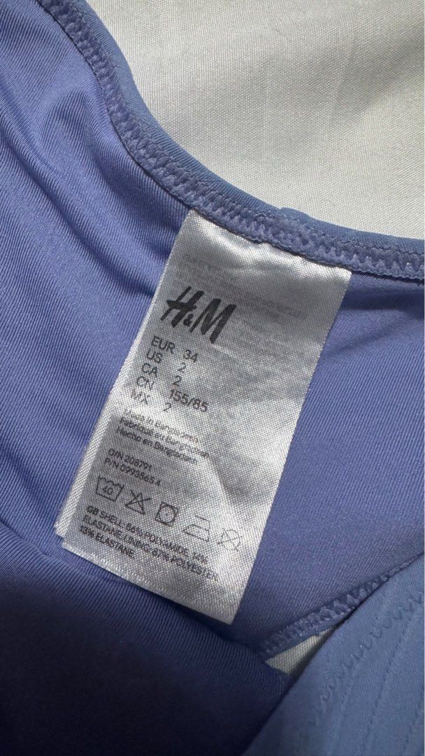 H&m bikini set (Category: Bikinis & Swimsuits) located in Cavite. Submitted by shop.ellie8 (Listing ID 1378907769, Image 2). Description: H&m Top 32 Bottom 34 Rush sale #bikini.