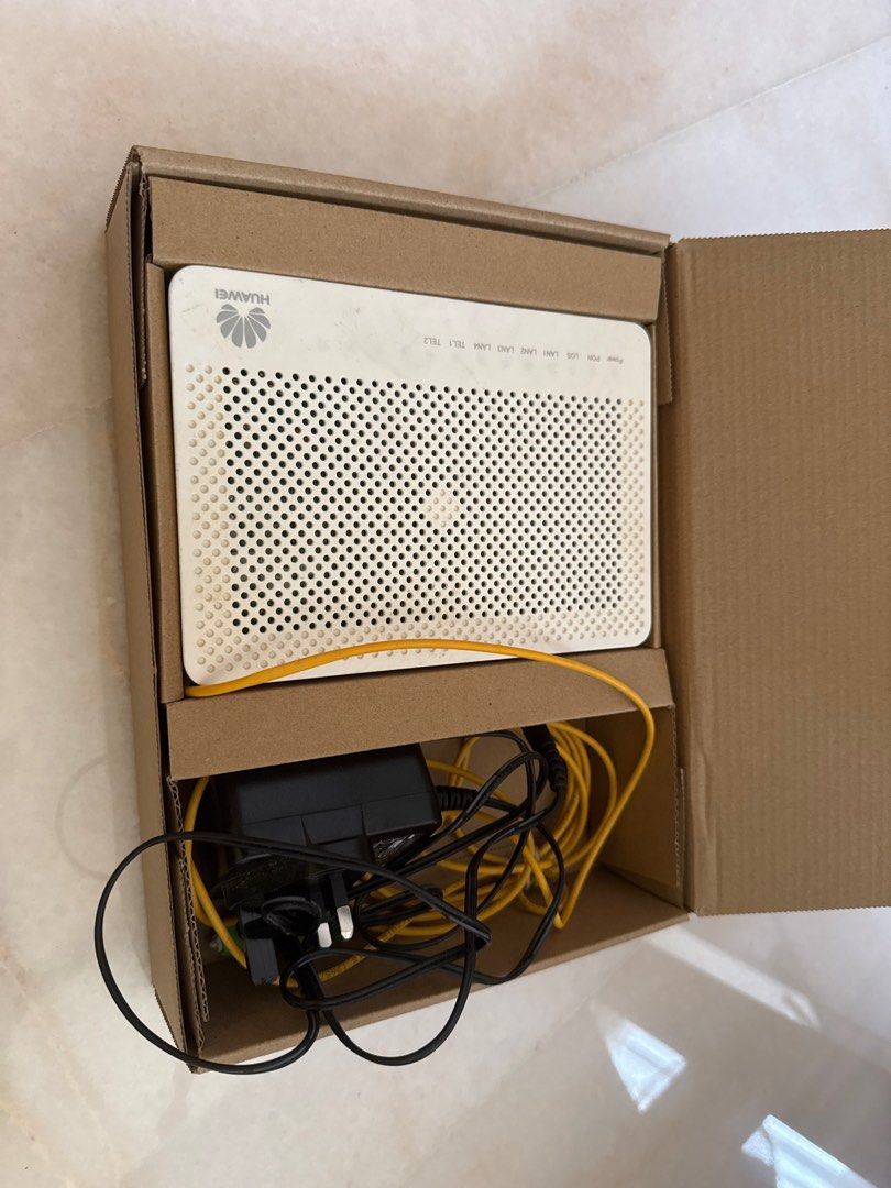 Huawei Optical Network Terminal (Category: Networking) located in Singapore. Submitted by iwondervin (Listing ID 1378832267, Image 1). Description: Huawei Optical Network Terminal.
