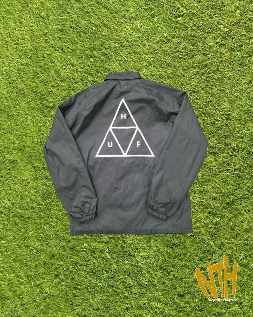 HUF ESSENTIALS COACH JACKET (Category: Coats, Jackets and Outerwear) located in Caloocan City. Submitted by m3ssy.ph (Listing ID 1378840525, Image 2). Description: HUF ESSENTIALS COACH JACKET SIZE: M on tag best fit L Width: 23"" Length (Top to bottom): 29 VERY GOOD CONDITION SEE LAST PIC.