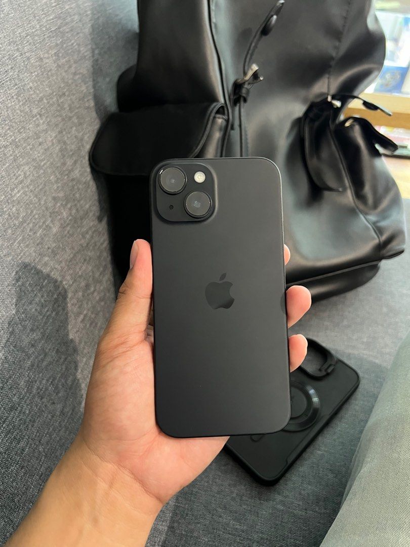 Iphone 15 128gb fu (Category: iPhone 15 Series) located in Quezon City. Submitted by tyler8. (Listing ID 1378731808, Image 1). Description: Iphone 15 128gb Open line “ Black “ - 28,500 Open for swap to any ios 92% battery health Hongkong variant (Ch) No performance issue All are perfectly working Honest issue is yung maliit na paintchip lang sa taas ng cam (See pics) Included Case,cord & unit itself Open for meetup: Within Marikina- Qc gateway cu