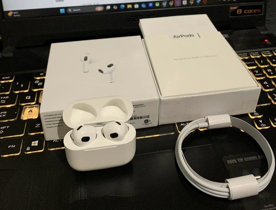 Legit Top Premium AirPods 3rd Gen (Category: Earphones) located in Cavite. Submitted by jahmyk888 (Listing ID 1378917208, Image 1). Description: 🎧 Legit Top-Premium AirPods 3rd Gen – Brand New & Sealed! 🔒 Guaranteed Working Upon Unboxing – Defective Warranty Included! ✅ Premium Features Fully Functional: Rename Feature – Personalize your AirPods name Pop-up Pairing – Instant connection with Apple devices GPS (Find My AirPods) – Track them with 