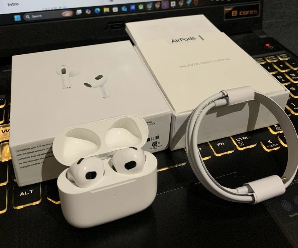 Legit Top Premium AirPods 3rd Gen (Category: Earphones) located in Cavite. Submitted by jahmyk888 (Listing ID 1378917208, Image 2). Description: 🎧 Legit Top-Premium AirPods 3rd Gen – Brand New & Sealed! 🔒 Guaranteed Working Upon Unboxing – Defective Warranty Included! ✅ Premium Features Fully Functional: Rename Feature – Personalize your AirPods name Pop-up Pairing – Instant connection with Apple devices GPS (Find My AirPods) – Track them with 