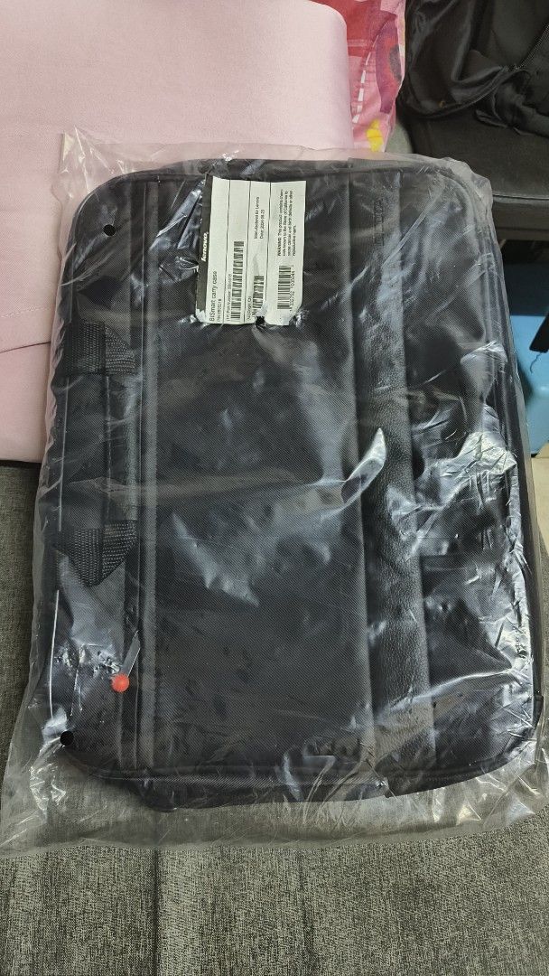 Lenovo ThinkBook 16 g7 ARP Laptop (Category: Laptops & Notebooks) located in Singapore. Submitted by mylovedoraemon (Listing ID 1378905883, Image 3). Description: - lightly used Lenovo ThinkBook laptop - Includes laptop bag - Pristine condition https://psref.lenovo.com/Product/ThinkBook/ThinkBook_16_G7_ARP .